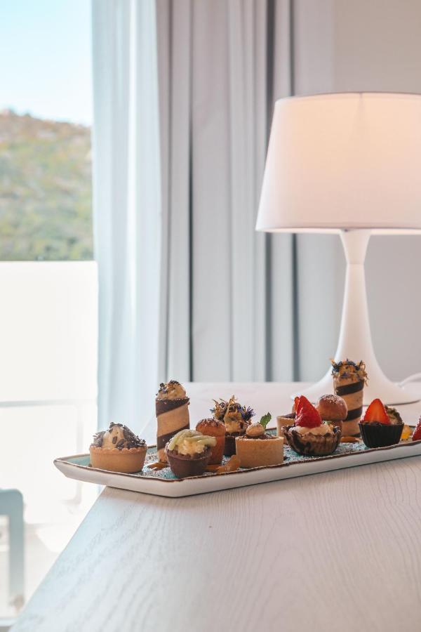 Hotel Moresco サンタ・テレーザ・ガッルーラ エクステリア 写真