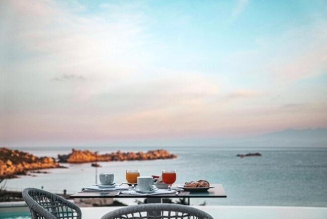 Hotel Moresco サンタ・テレーザ・ガッルーラ エクステリア 写真